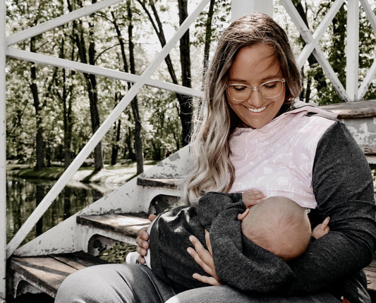 Maman allaite Chandail à capuchon femme 3 en 1 gris fleur crème maternité, allaitement et postpartum Nine Clothing hoodie women gray cream flower 3 in 1 maternity, breastfeeding and postpartum