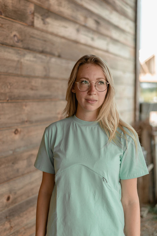 T-shirt vert menthe coupe boyfriend 3 en 1 maternité, allaitement et postpartum Nine Clothing