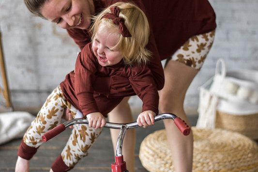 Sweater de maternité et allaitement BOURGOGNE- MAMAN BISCUIT en coton bio coupe ample (XL uniquement)