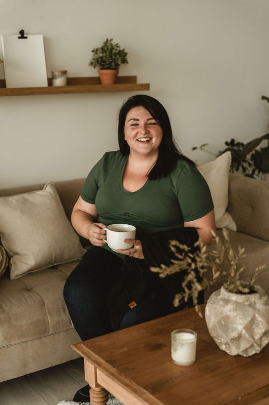 T-shirt vert cactus 3 en 1 maternité, allaitement et postpartum Nine Clothing