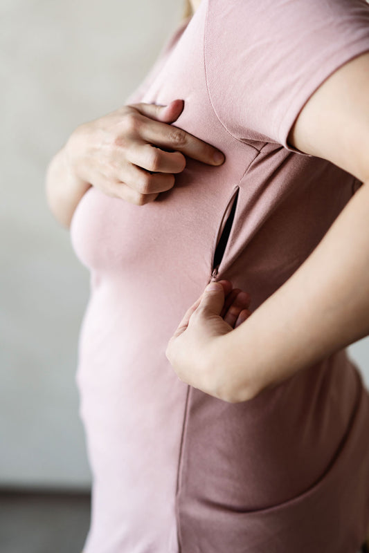 Ouverture fermeture éclair côté T-shirt vieux rose réversible 3 en 1 maternité, allaitement et postpartum Koallac