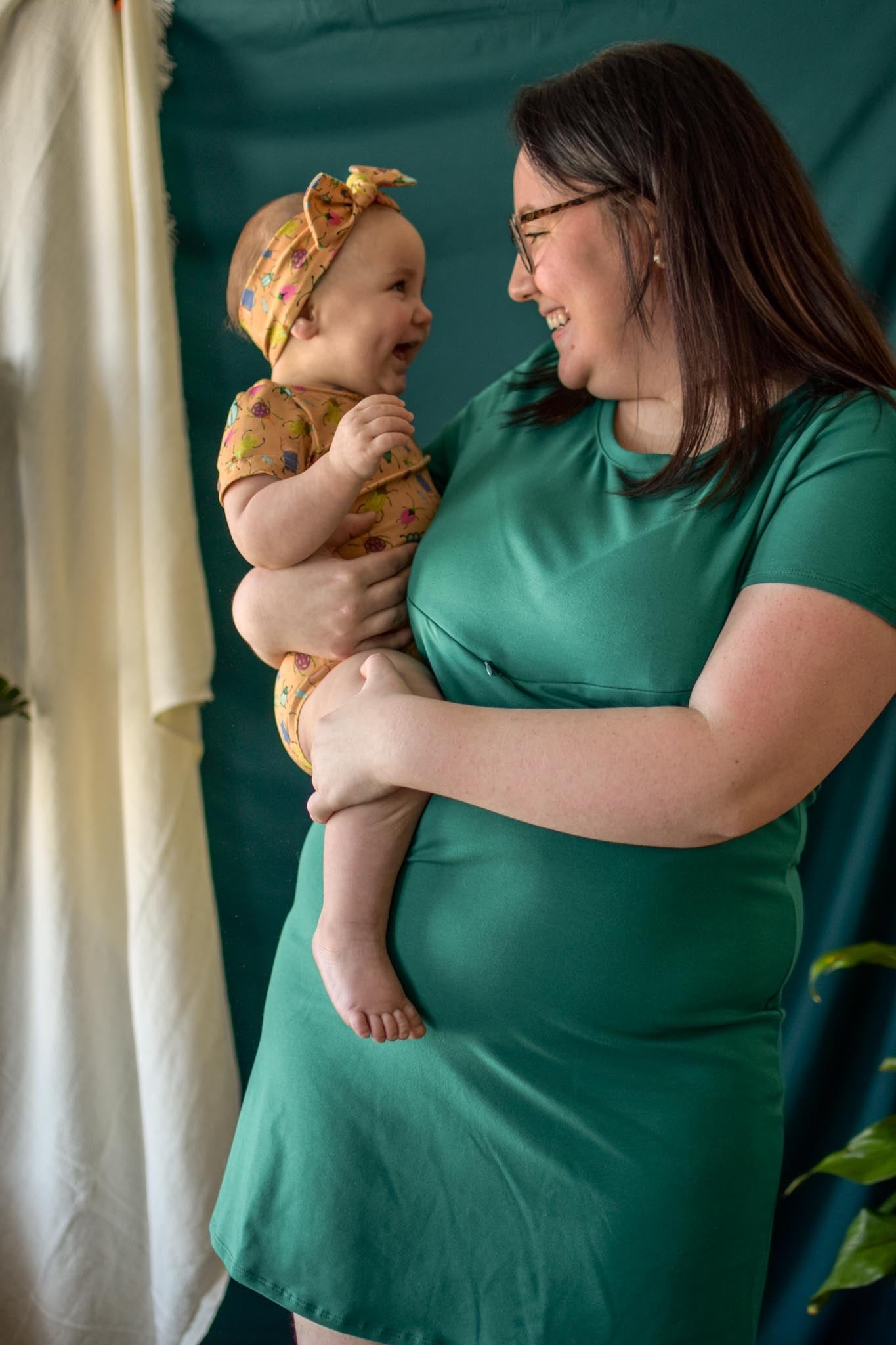 Cache-couche évolutif insectes à manche courte Nine Clothinig grow with me onesie bugs short sleeves