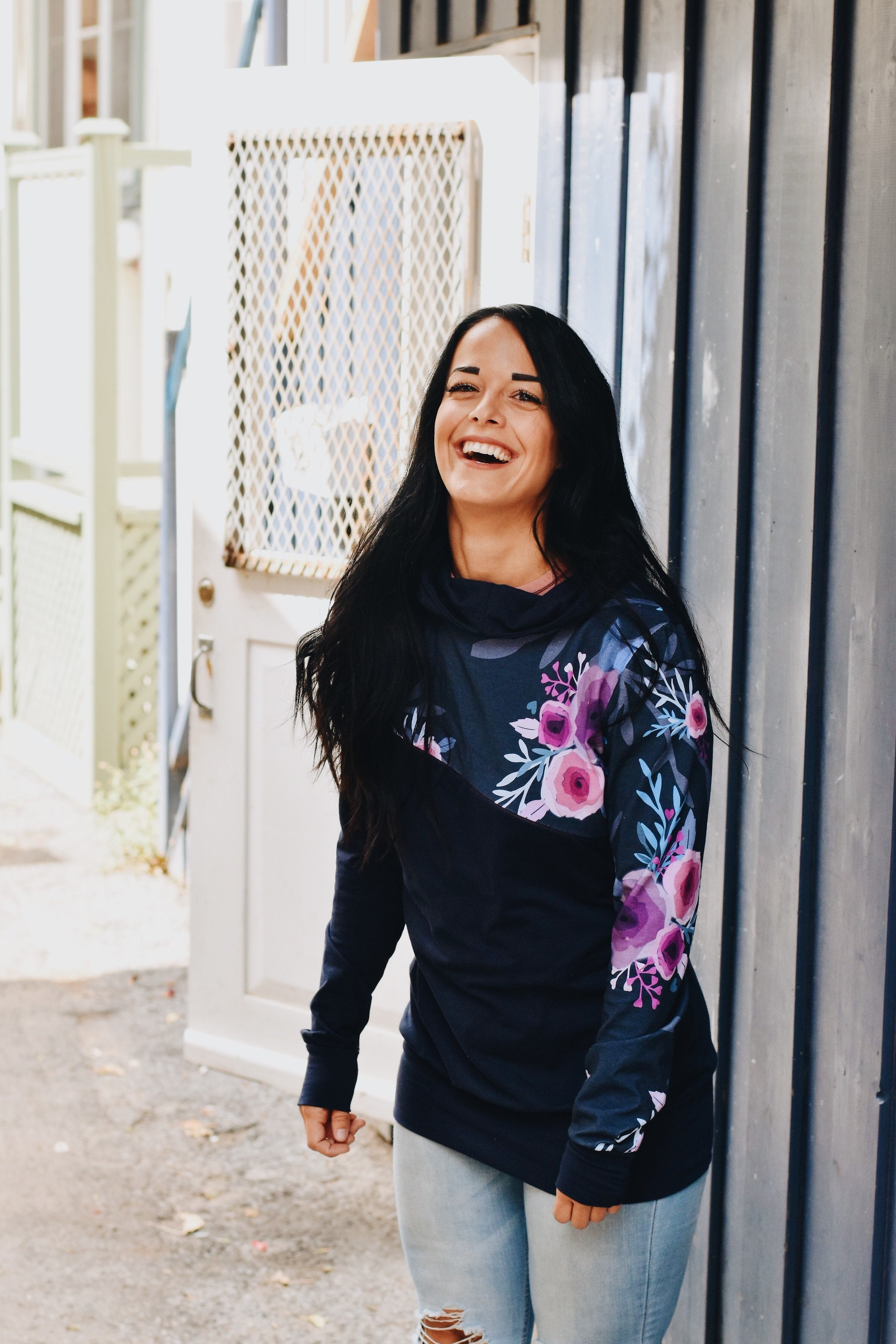 Chandail marine femme sale