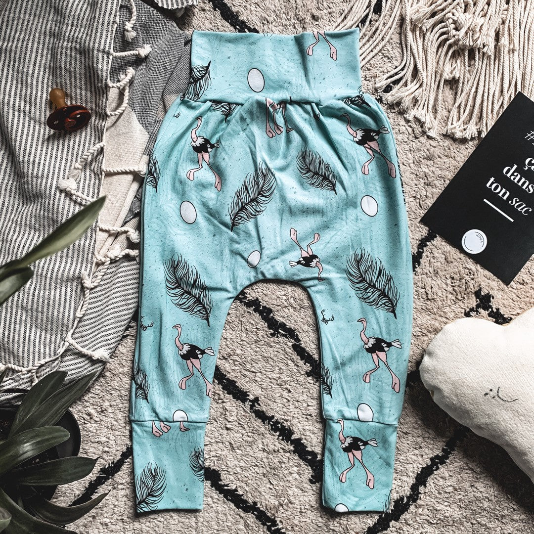 Pantalon évolutif bleu autruche Nine Clothing - Grow with me pants blue ostrich