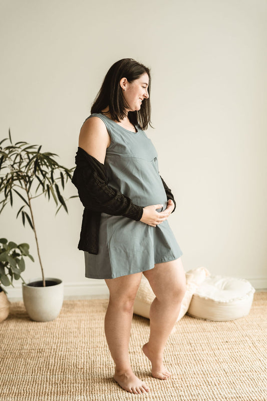 Robe camisole bleu gris 3 en 1 maternité, allaitement et postpartum Nine Clothing 