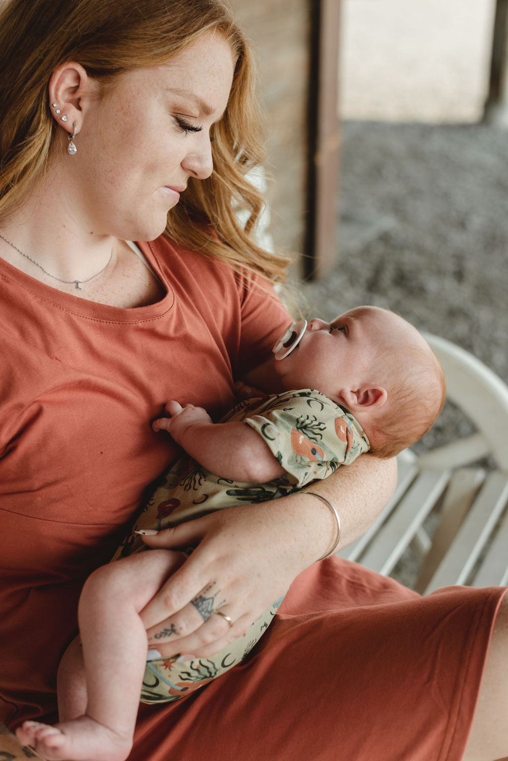 Maman et bébé Robe courte orange rouille 3 en 1 maternité, allaitement et postpartum Nine Clothing