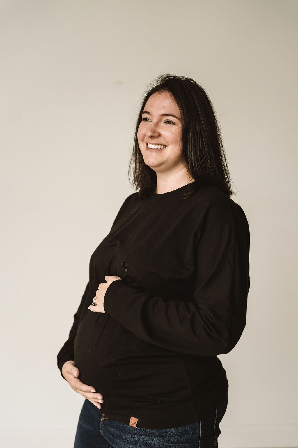 Sweater boyfriend noir 3 en 1 maternité, allaitement et postpartum Nine Clothing