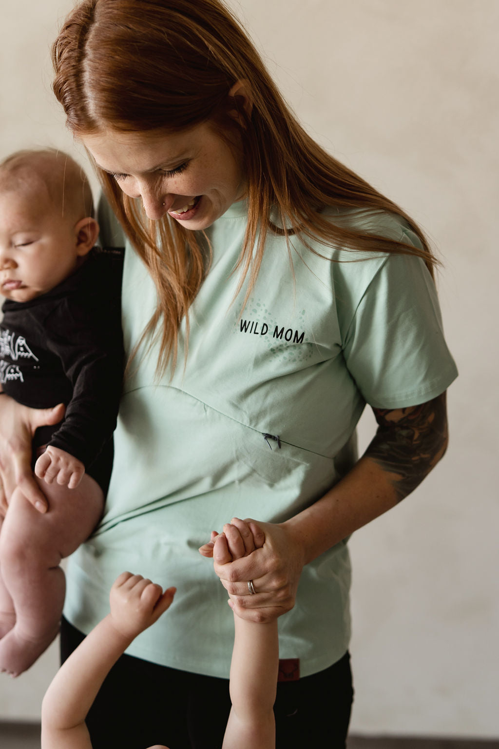 T-shirt menthe imprimé wild mom coupe boyfriend 3 en 1 maternité, allaitement et postpartum Nine Clothing