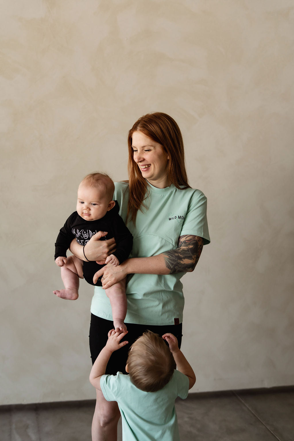 Maman et bébés T-shirt menthe imprimé wild mom coupe boyfriend 3 en 1 maternité, allaitement et postpartum Nine Clothing